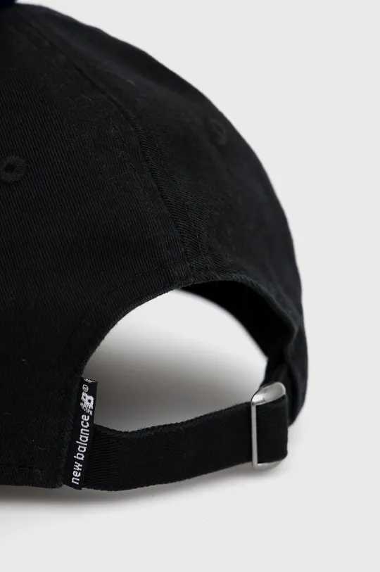 Βαμβακερό καπέλο New Balance μαύρο