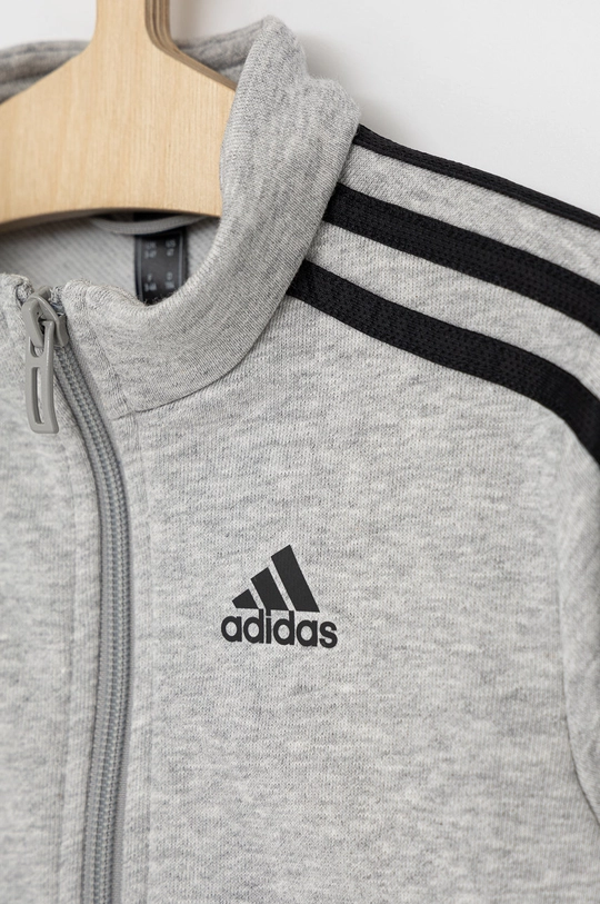 adidas Komplet dziecięcy GN3987 Materiał 1: 52 % Bawełna, 48 % Poliester z recyklingu, Materiał 2: 52 % Bawełna, 48 % Poliester z recyklingu