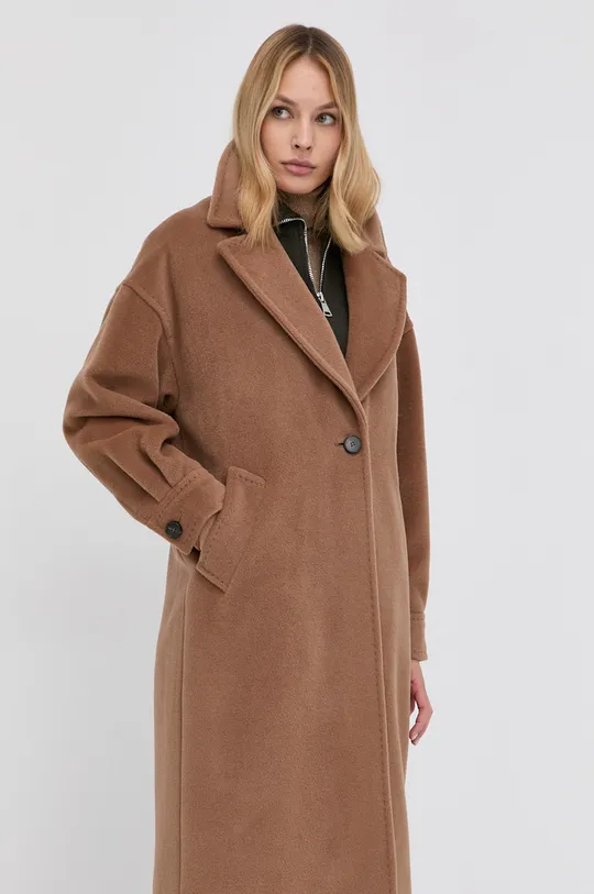 Μάλλινο παλτό Marella  Κύριο υλικό: 100% Παρθένο μαλλί Φόδρα: 100% Oξικό άλας