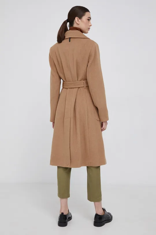Μάλλινο παλτό DKNY μπεζ