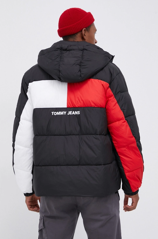 Tommy Jeans Kurtka DM0DM12170.4890 100 % Poliester z recyklingu