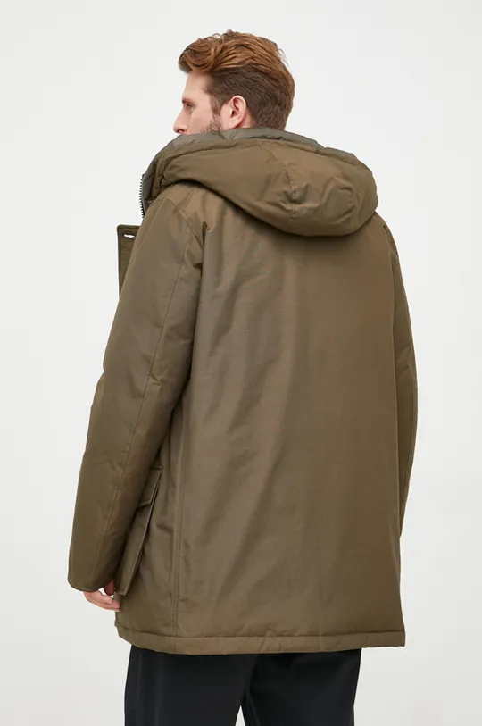 Пуховая куртка Woolrich  Основной материал: 60% Хлопок, 40% Полиамид Подкладка: 100% Полиамид Наполнитель: 90% Гусиный пух, 10% Перья