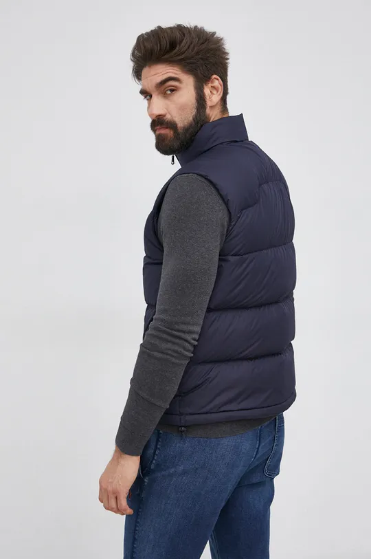 Páperová vesta Polo Ralph Lauren  Základná látka: 100 % Recyklovaný polyester Podšívka: 100 % Recyklovaný polyamid Výplň: 75 % Páperie, 25 % Páperie