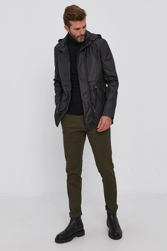 Sisley parka fekete