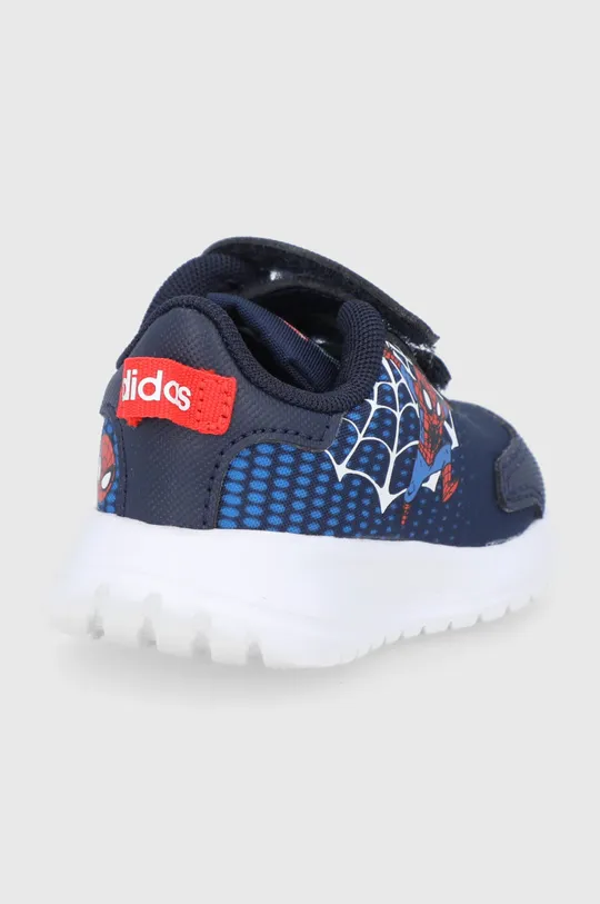 Детские ботинки adidas  Голенище: Синтетический материал, Текстильный материал Внутренняя часть: Текстильный материал Подошва: Синтетический материал