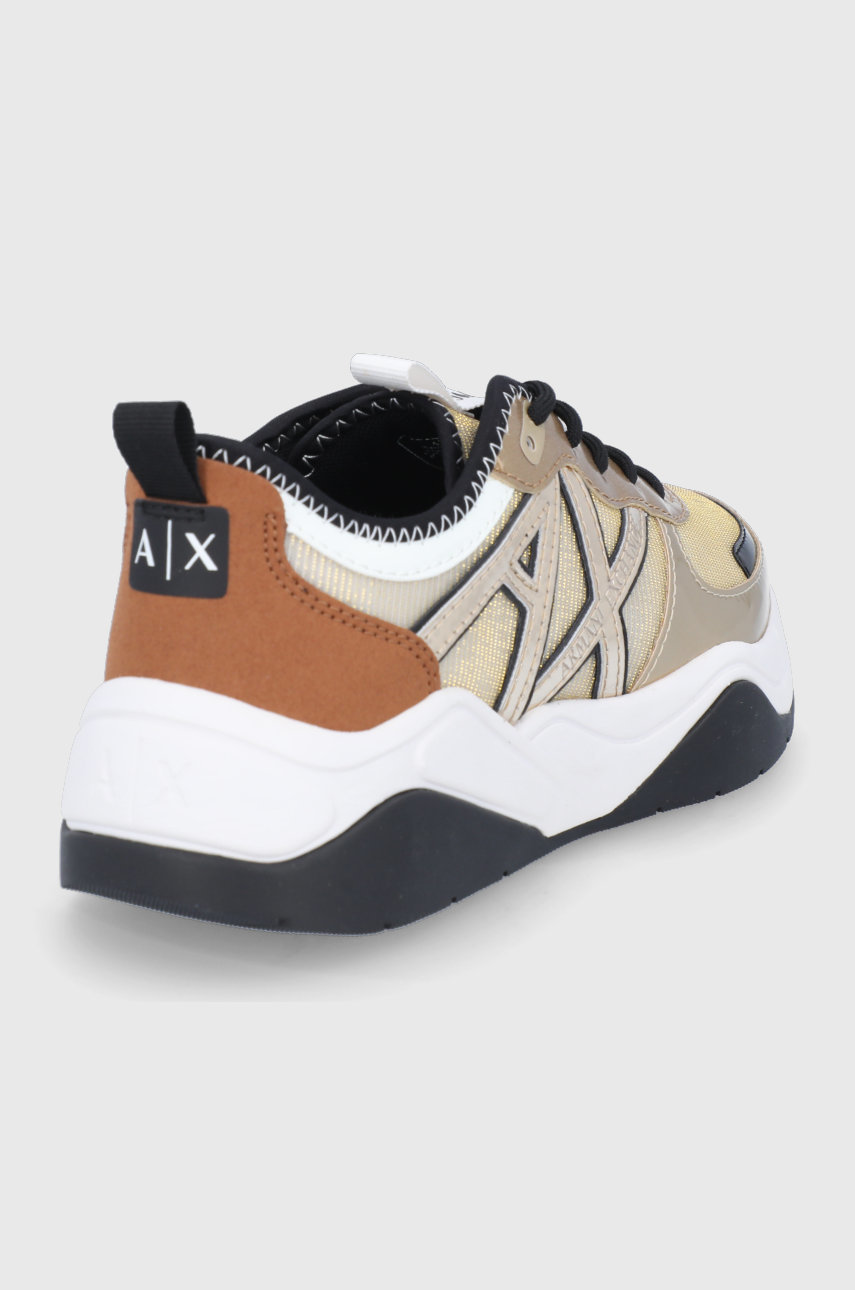 Armani Exchange Buty XDX039.XV394.K652, kolor złoty na platformie