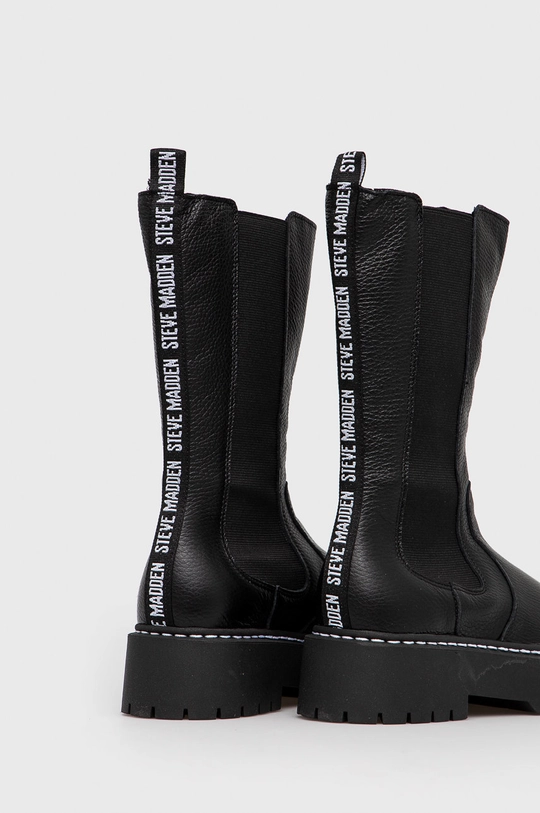 Usnjeni chelsea Steve Madden Vivianne Boot  Zunanjost: Naravno usnje Notranjost: Tekstilni material Podplat: Sintetični material