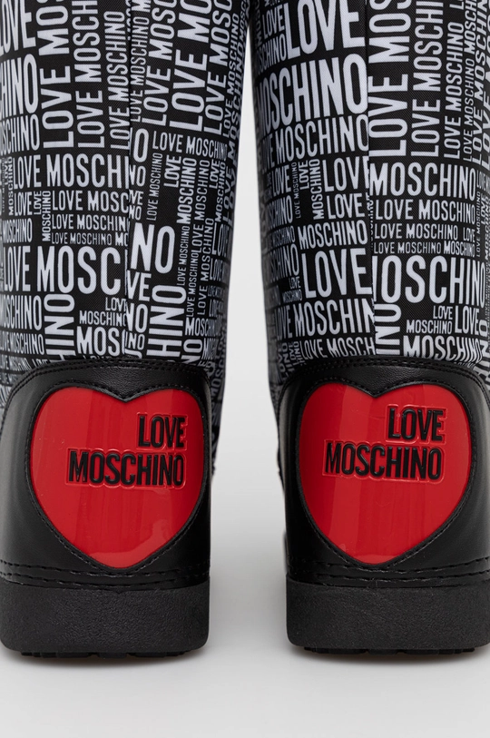 Зимние сапоги Love Moschino  Голенище: Синтетический материал, Текстильный материал Внутренняя часть: Текстильный материал Подошва: Синтетический материал