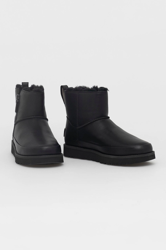 UGG Śniegowce skórzane Classic Zip czarny