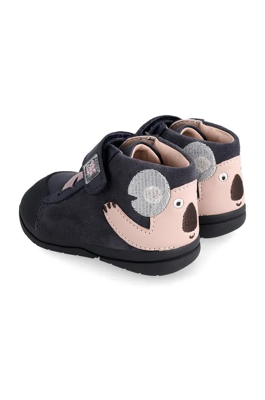 Δερμάτινα παιδικά κλειστά παπούτσια Garvalin  Πάνω μέρος: Φυσικό δέρμα Εσωτερικό: Συνθετικό ύφασμα Σόλα: Συνθετικό ύφασμα