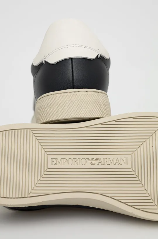 Emporio Armani Buty skórzane X4X565.XM988.NAVY.OFF. Cholewka: Skóra naturalna, Wnętrze: Materiał tekstylny, Skóra naturalna, Podeszwa: Materiał syntetyczny