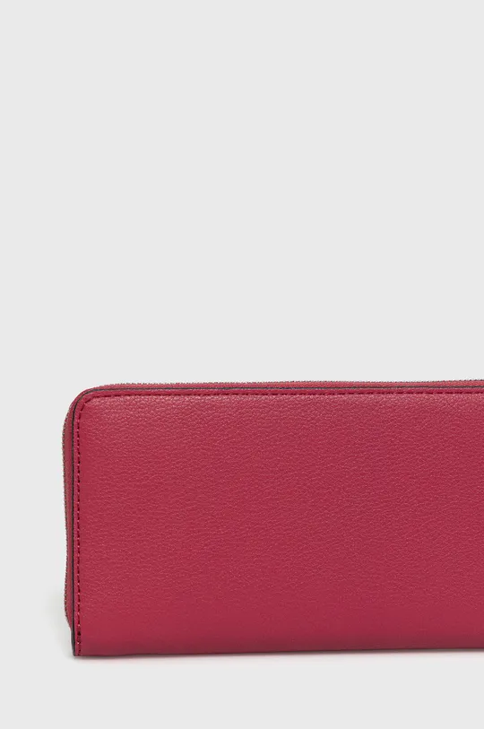 Calvin Klein pénztárca  100% poliuretán