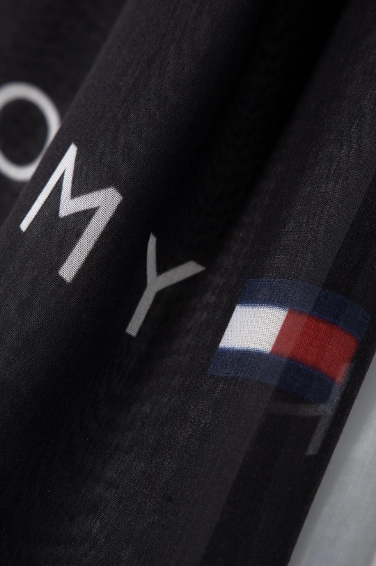 Tommy Hilfiger sál  100% modális anyag