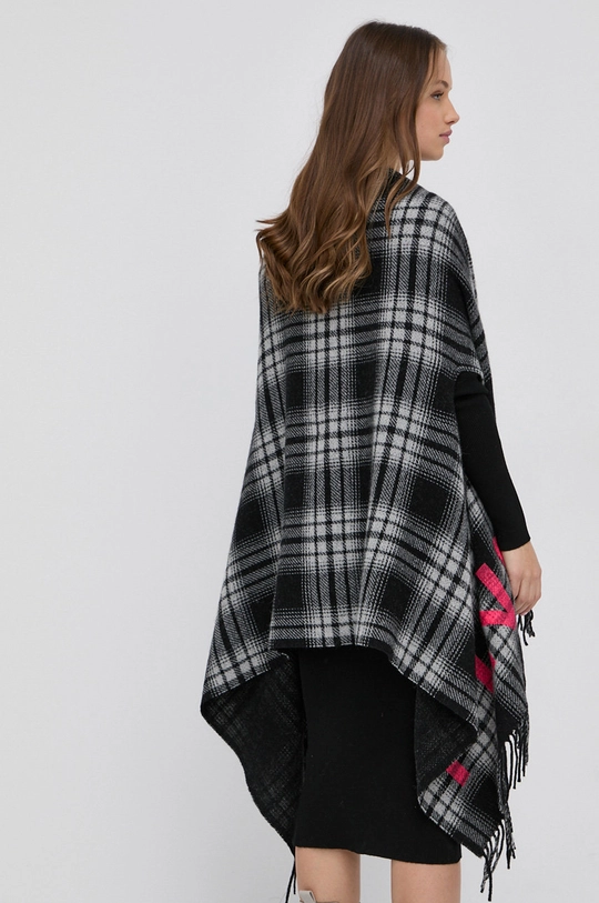 Pinko Poncho wełniane 26 % Poliamid, 70 % Wełna, 4 % Inny materiał