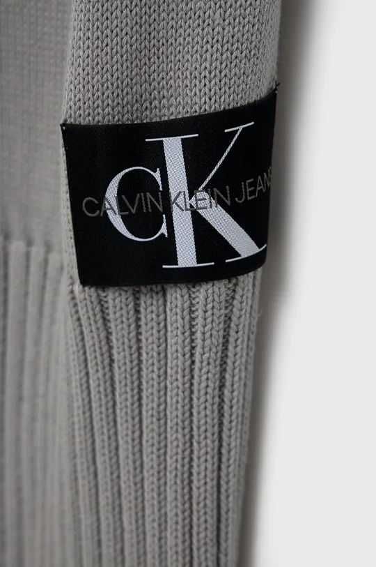 Šál Calvin Klein Jeans sivá