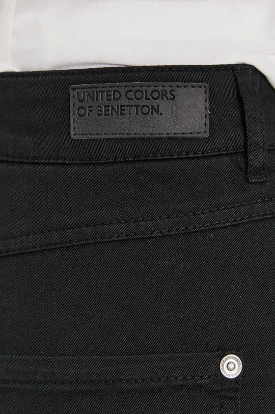 čierna Nohavice United Colors of Benetton
