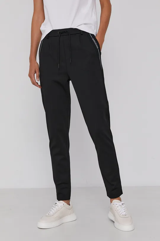 czarny Calvin Klein Jeans Spodnie J20J216431.4890 Damski