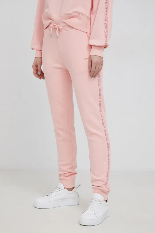 ροζ Βαμβακερό παντελόνι Calvin Klein Jeans Γυναικεία