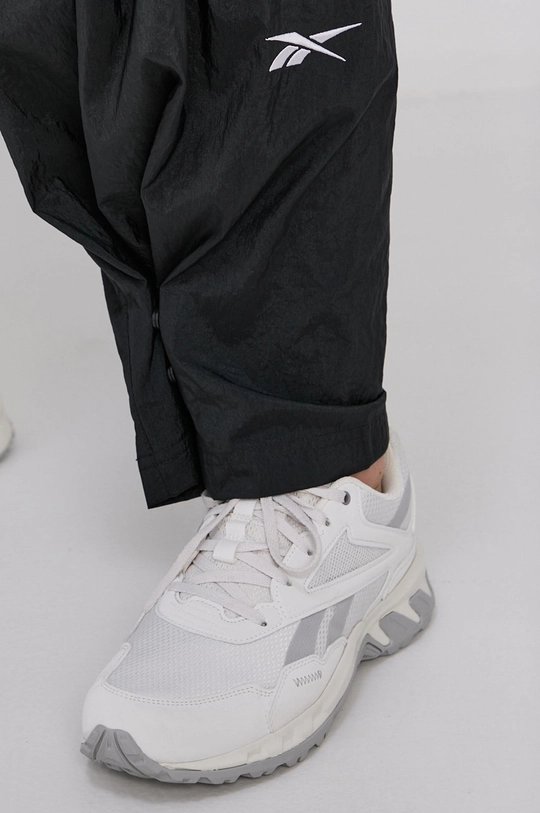 чорний Штани Reebok GU9517