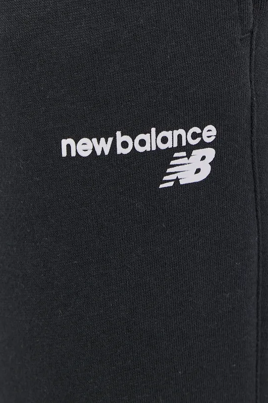 New Balance Spodnie WP03805BK WP03805BK Materiał zasadniczy: 60 % Bawełna, 40 % Poliester, Ściągacz: 57 % Bawełna, 5 % Elastan, 38 % Poliester