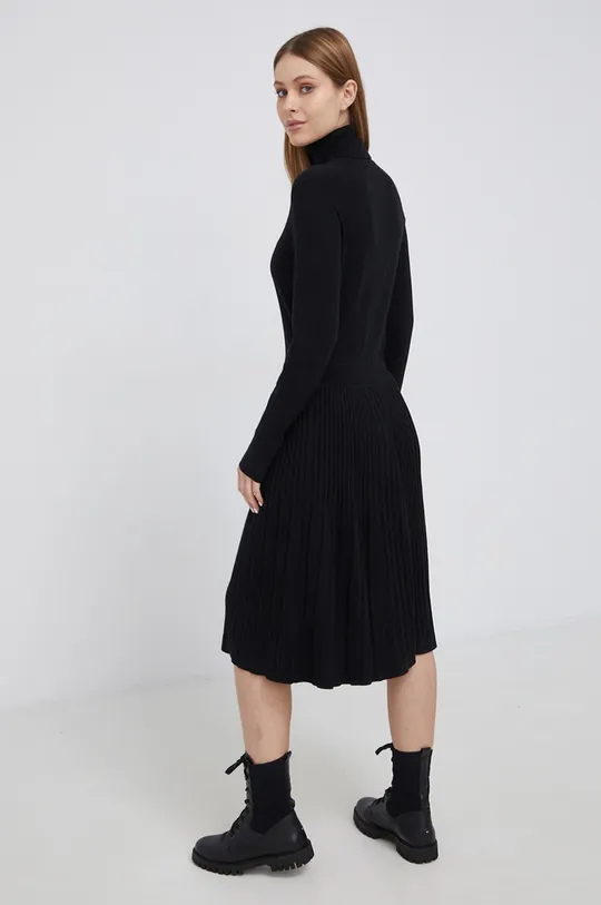 Φόρεμα Calvin Klein  54% Βαμβάκι, 7% Πολυαμίδη, 39% Βισκόζη