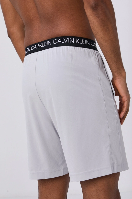 Šortky Calvin Klein Performance  Podšívka: 5% Elastan, 95% Polyester Základná látka: 14% Elastan, 86% Polyester