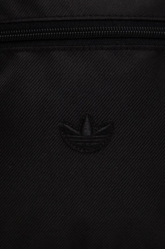 Malá taška adidas Originals H35581  100% Recyklovaný polyester