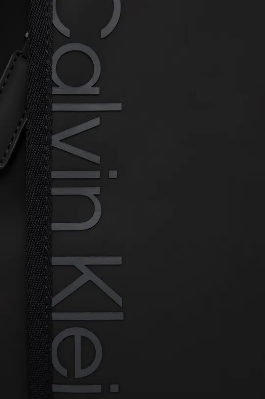 Torbica oko struka Calvin Klein crna