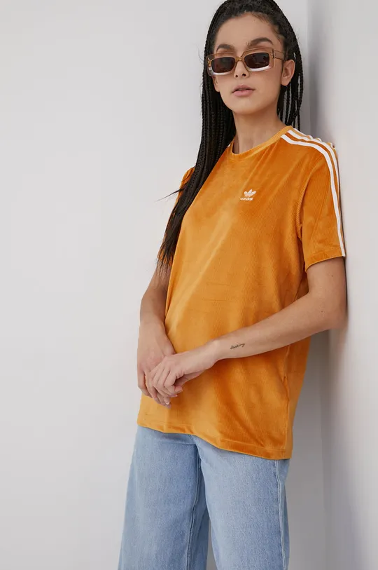 oranžna adidas Originals T-shirt