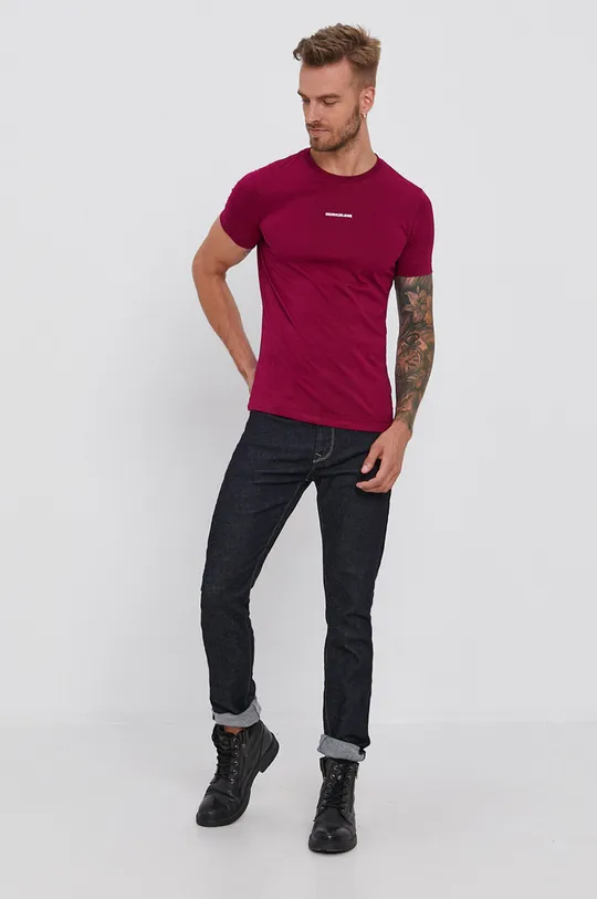 fioletowy Calvin Klein Jeans T-shirt J30J318067.4890