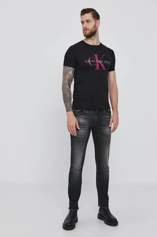 Calvin Klein Jeans T-shirt J30J317065.4890 czarny