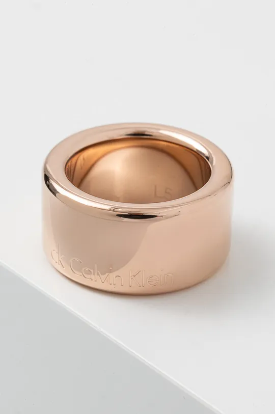 Calvin Klein pierścionek złoty