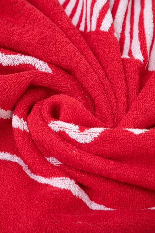 Βαμβακερή πετσέτα Lacoste κόκκινο
