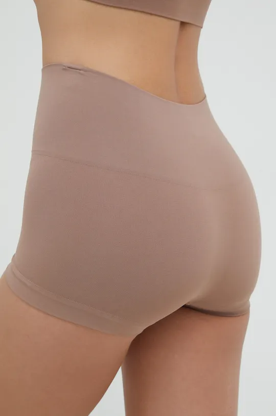 Spanx shorts modellanti 89% Nylon, 10% Elastam, 1% Cotone