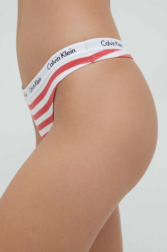 Tangá Calvin Klein Underwear červená