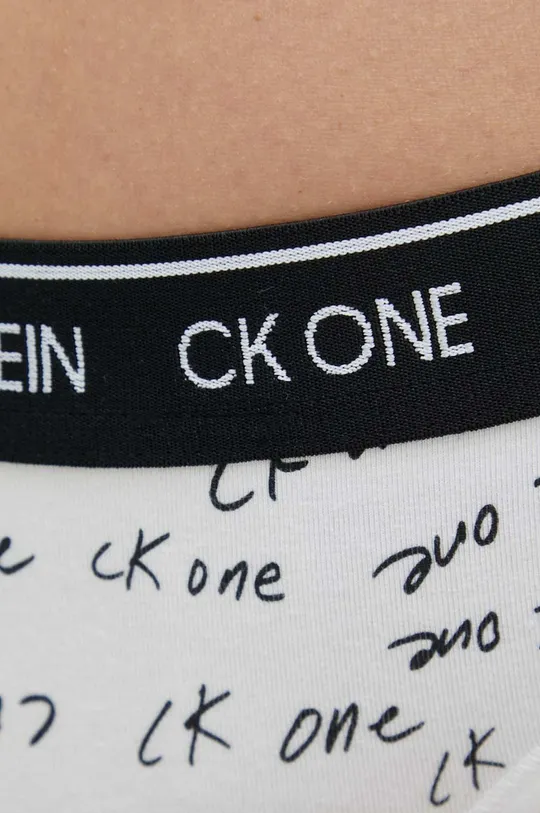 Στρινγκ Calvin Klein Underwear  55% Βαμβάκι, 37% Modal, 8% Σπαντέξ