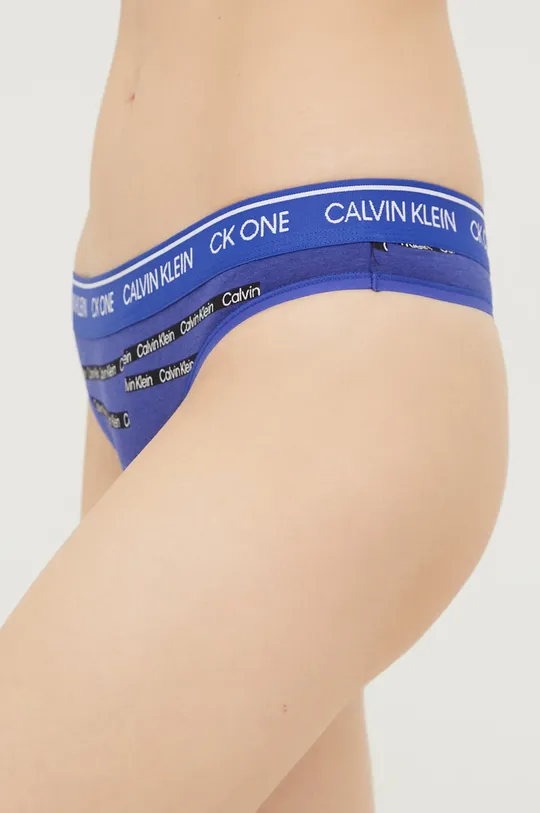 Στρινγκ Calvin Klein Underwear σκούρο μπλε