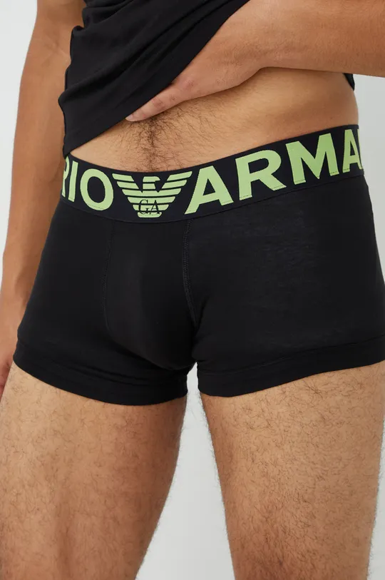 Пижама Emporio Armani Underwear  Основной материал: 95% Хлопок, 5% Эластан Подкладка: 95% Хлопок, 5% Эластан Резинка: 72% Полиамид, 19% Полиэстер, 9% Эластан