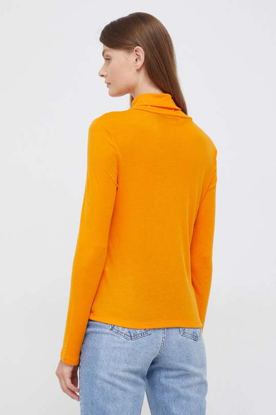 Longsleeve Vero Moda  65% Ανακυκλωμένος πολυεστέρας, 35% Βισκόζη