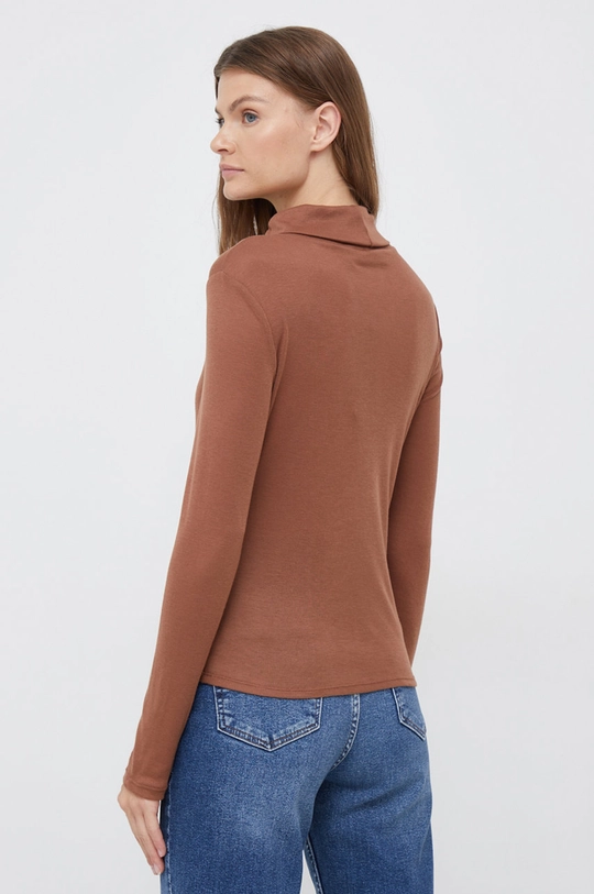 Vero Moda longsleeve 65 % Poliester z recyklingu, 35 % Wiskoza