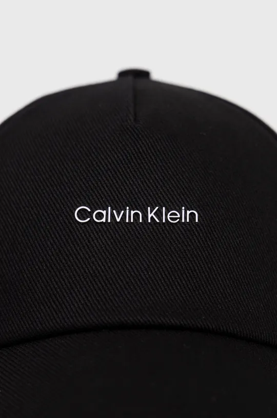 Bombažna kapa Calvin Klein črna