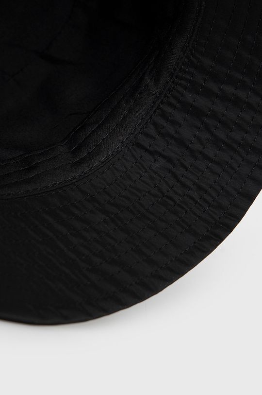 czarny Guess kapelusz