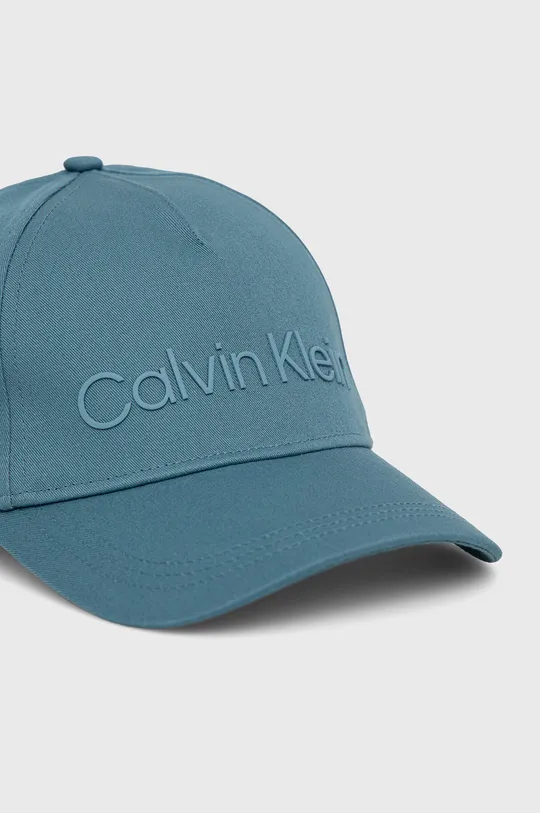 Bavlnená čiapka Calvin Klein modrá