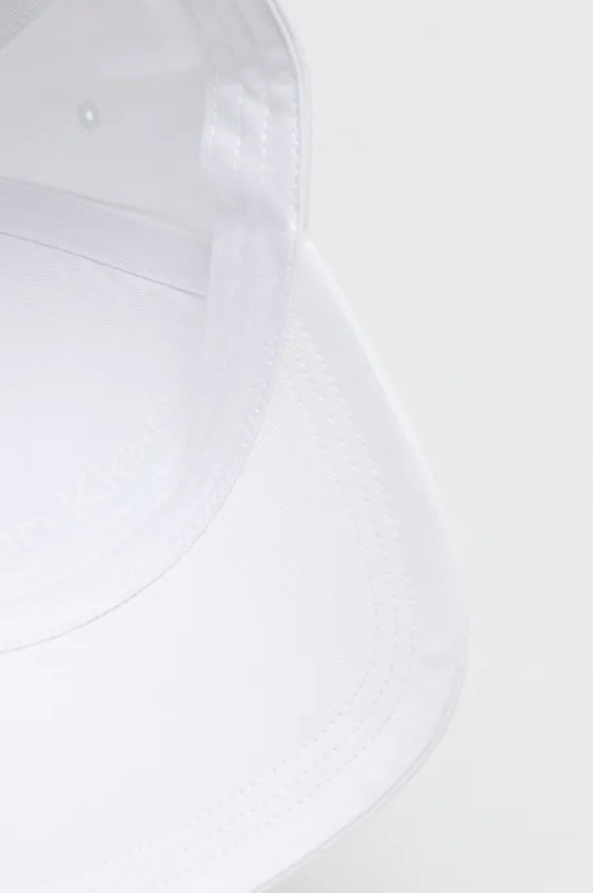 biela Bavlnená čiapka Calvin Klein