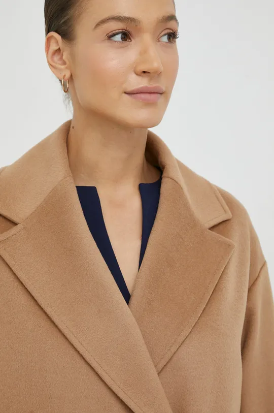 Μάλλινο παλτό Pennyblack  Κύριο υλικό: 100% Μαλλί Φόδρα: 51% Ελαστομυλίστερ, 49% Πολυεστέρας