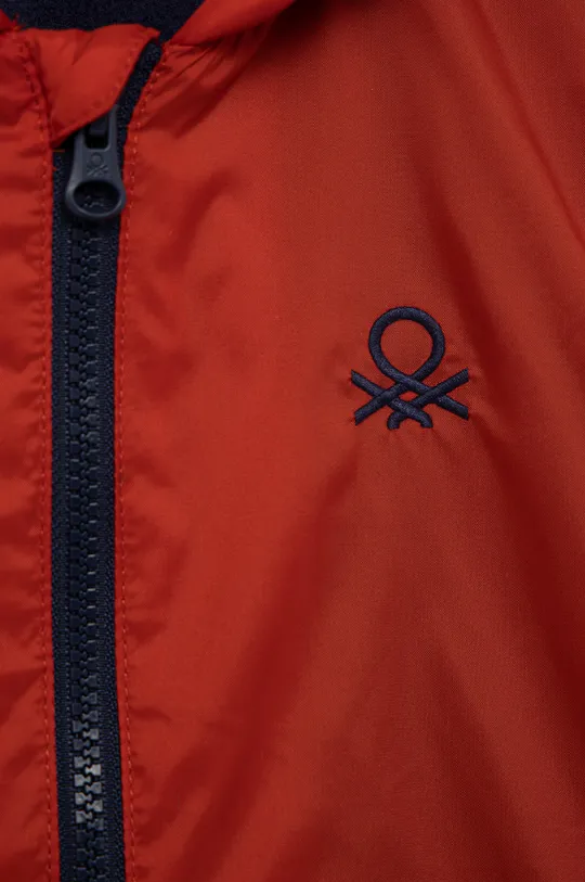 Detská nepremokavá bunda United Colors of Benetton  Základná látka: 100 % Nylón Podšívka: 100 % Polyester Výplň: 100 % Polyester