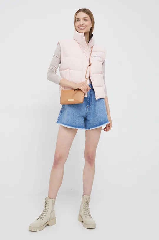 Αμάνικο μπουφάν Calvin Klein Jeans ροζ