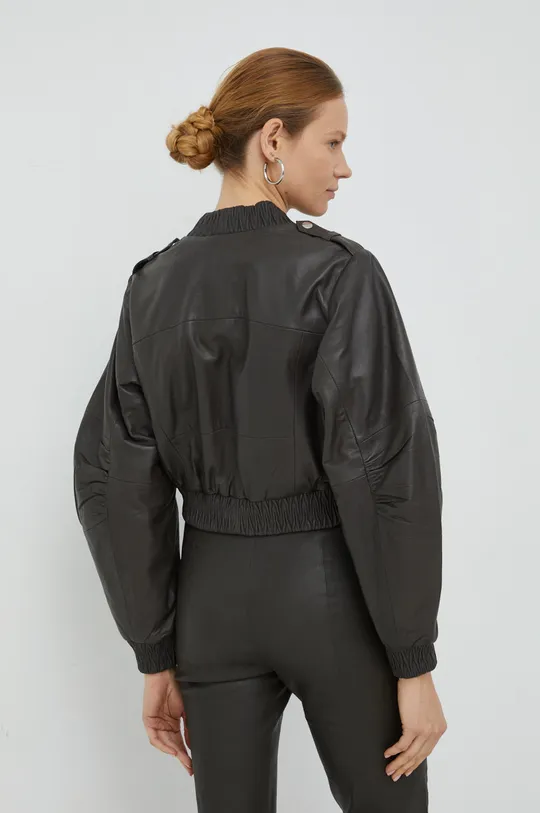 Кожаная куртка Gestuz Tessagz  Основной материал: 100% Кожа ягненка Подкладка: 100% Полиэстер