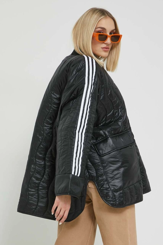 adidas Originals kurtka Materiał zasadniczy: 100 % Poliamid, Podszycie: 90 % Poliester z recyklingu, 10 % Poliester