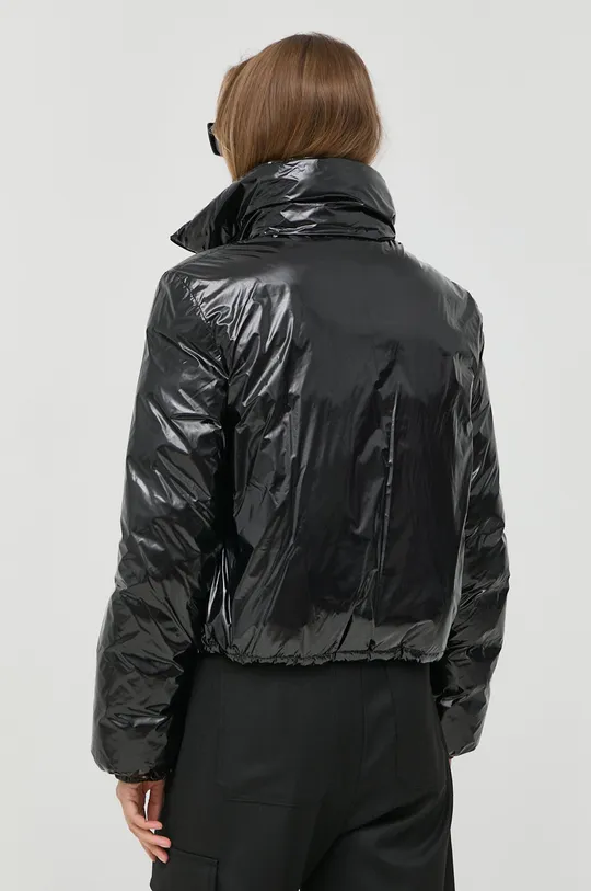 Куртка Pinko  Основной материал: 100% Полиамид Подкладка: 100% Полиамид Наполнитель: 100% Полиэстер Отделка: 100% Полиуретан
